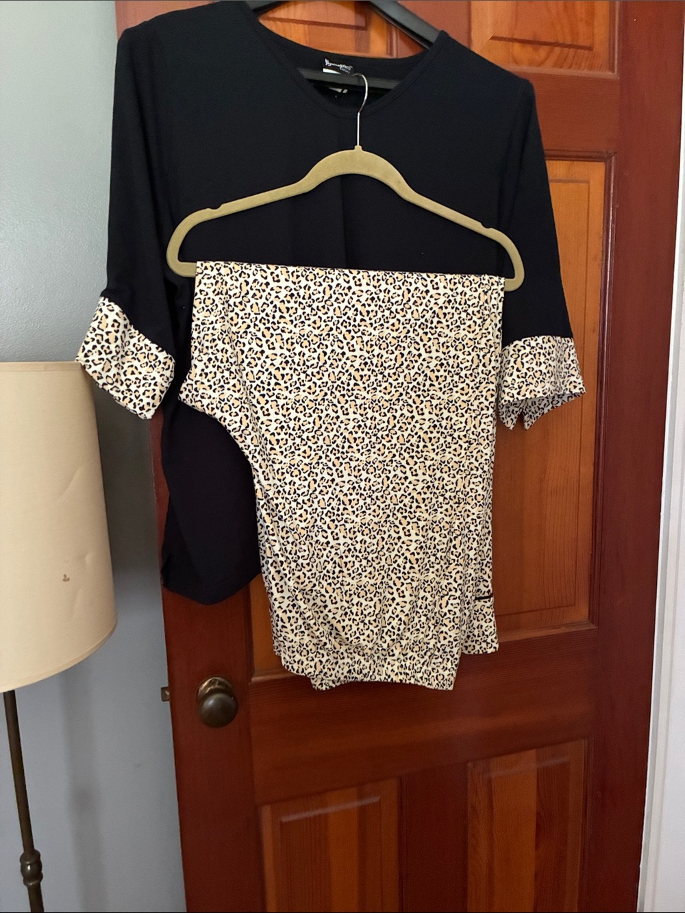 Black & Leopard Print Women's Pajama Set - Soft Sleep Top and Shorts